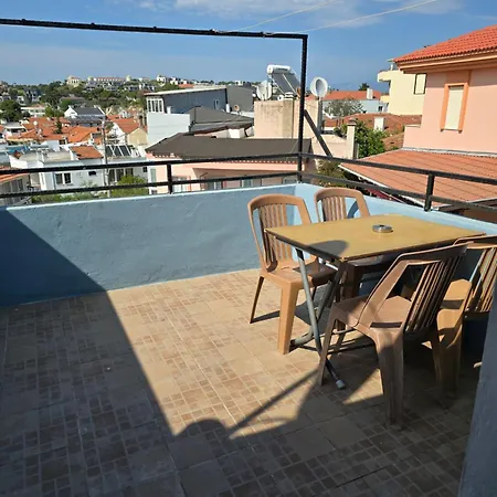 Cesme Pansiyon Homestay *