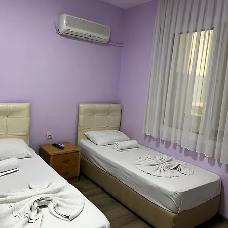 Cesme Pansiyon Homestay *