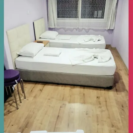 Cesme Pansiyon Homestay *