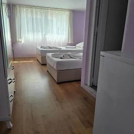 Homestay Cesme Pansiyon *